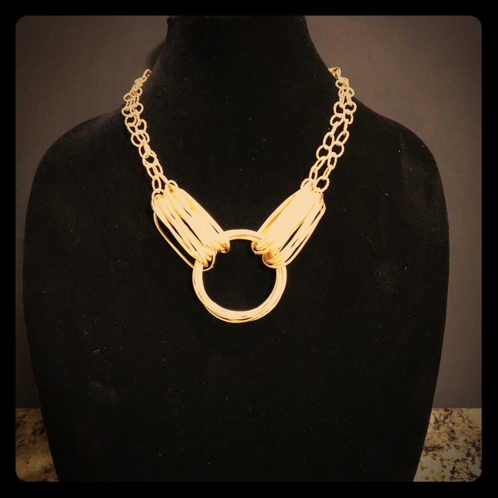 Brand new beautiful gold necklace.